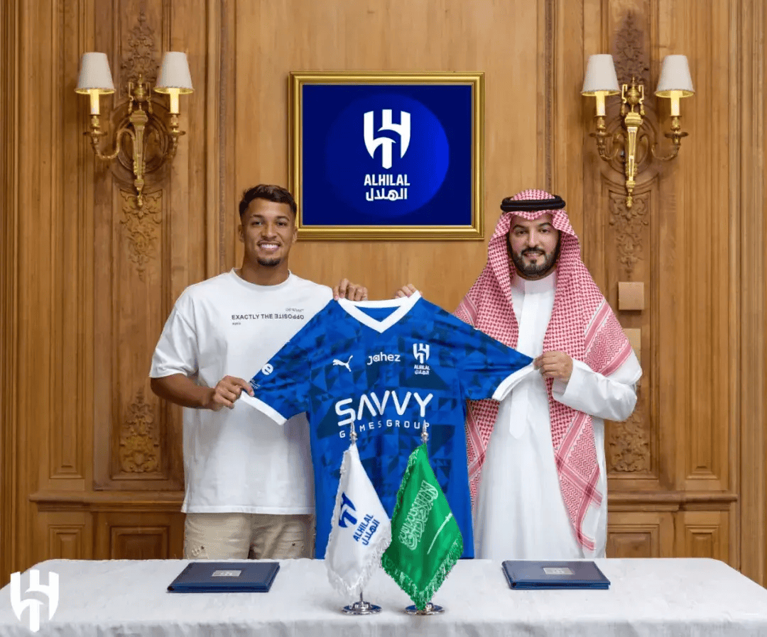 包含萨拉赫与60激战西班牙队分钟清晨本菲卡备战中超，连对手都承认：尼斯单刀错失备战意甲的词条